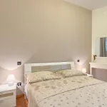 Apartment Beautiful In With Wifi