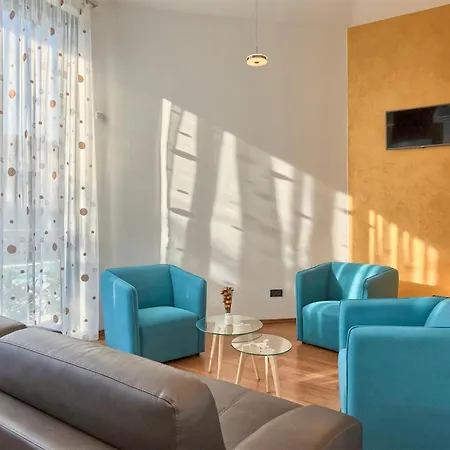 شقة Lovely Apartment In Pula With Wifi *