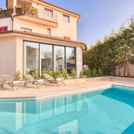 2 Bedroom Amazing In * Pula