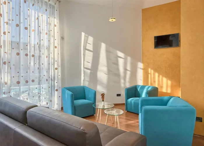 דירה 2 Bedroom Amazing In *