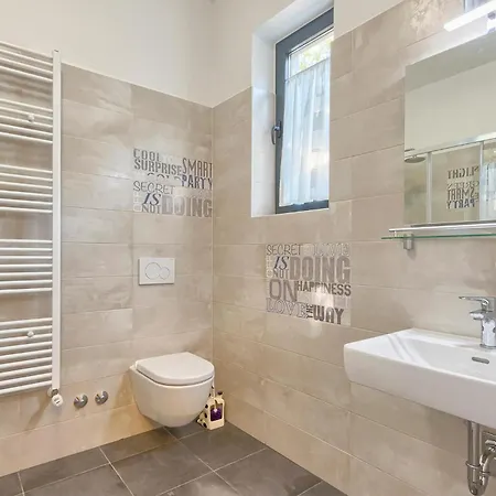 2 Bedroom Amazing In Daire Pula