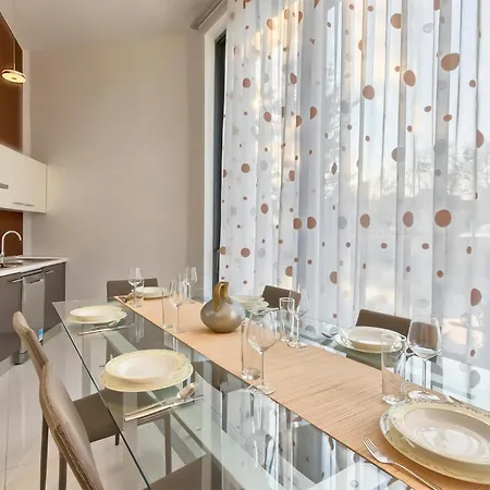 شقة 2 Bedroom Amazing In بولا