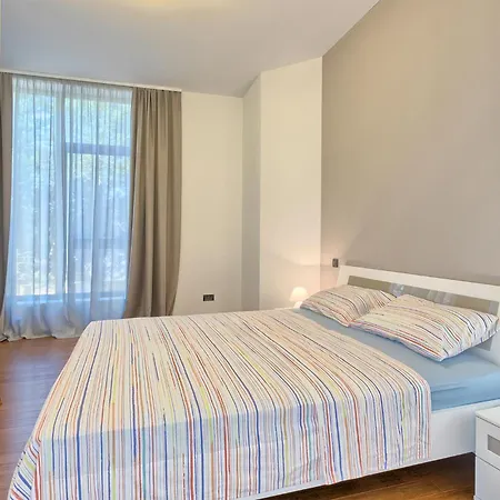 Lovely Apartment In Pula With Wifi