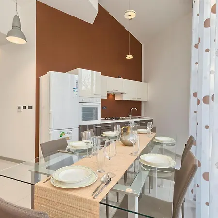 2 Bedroom Amazing In Daire *