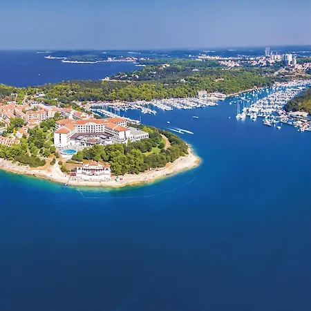 2 Bedroom Amazing In *