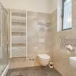 Διαμέρισμα Beautiful In With Wifi